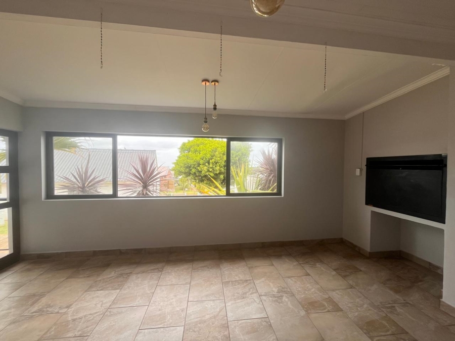 2 Bedroom Property for Sale in C Place Eastern Cape